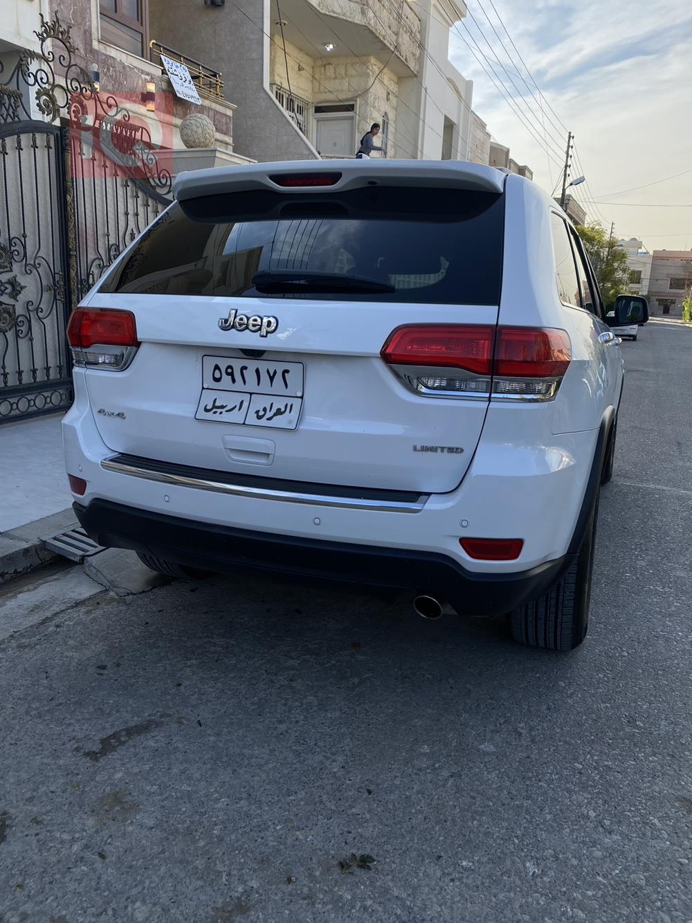 جیپ گراند شیرۆکی